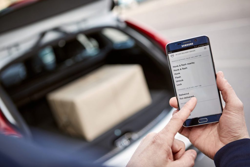 Amazonが先行!?世界の最先端宅配「車トランク×スマートキーボックス 